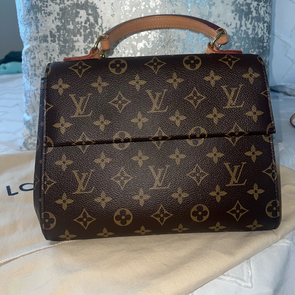 Pre-owned Louis Vuitton Monogram Cluny BB Bag In Brown
